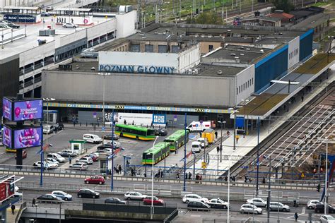 29 maja (wtorek) po długich miesiącach prac został otwarty oficjalnie dworzec poznań główny. Poznań Główny: Ruszy budowa peronu 3a i rozbudowa ...