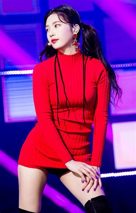 Red Velvet Joy Red Red Velvet Joy Kpop Stage Outfits Velvet Clothes