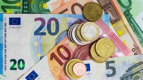 Quelles Sont Les Fonctions De La Monnaie - Argent : la monnaie la plus "sale" du monde est en Europe