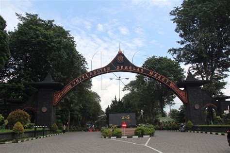 Uns Melesat Ke Peringkat Ke 8 Perguruan Tinggi Terbaik Di Indonesia