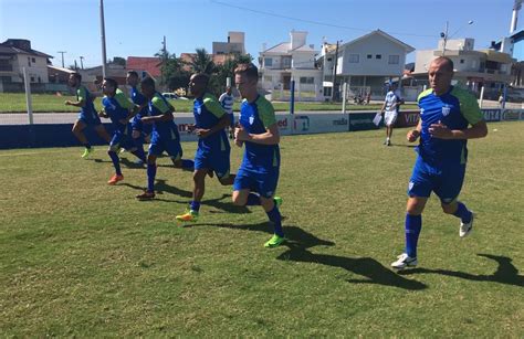 Elenco Do Avaí Realizou Os Primeiros Testes Antes Do Embarque Para