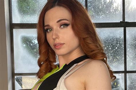 Amouranth To Host Beauty Pageant TwitchStreamersReviews