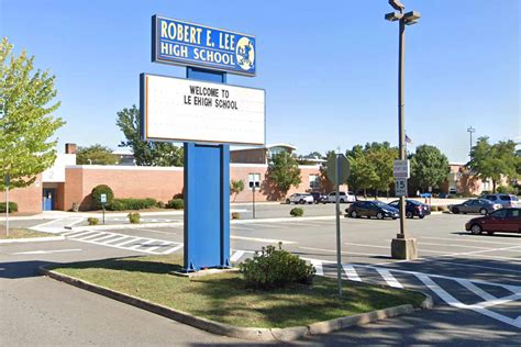 Virginia School Board Changing Name Of Robert E Lee High School
