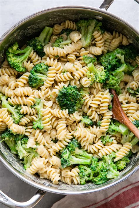 Creamy Broccoli Pasta Easy Vegan Recipe The Simple Veganista