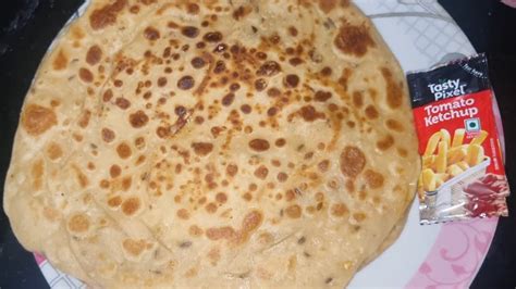 Pyaaz Ka Paratha Recipe Onion Cheese Lachha Paratha