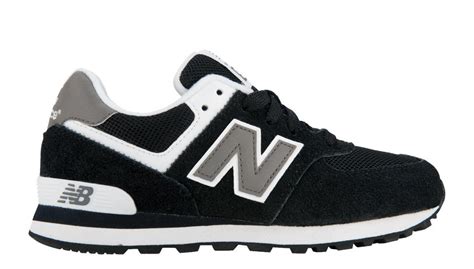 Always debuting new colors and themes for men, women and children, this sneaker continues to reign supreme over street style. 574 New Balance - Kids' 574 - Classic, Grade School - New ...