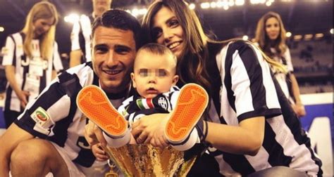 Benvenuti sulla pagina ufficiale di facebook di leonardo bonucci. Leonardo Bonucci 2018: Wife, net worth, tattoos, smoking ...