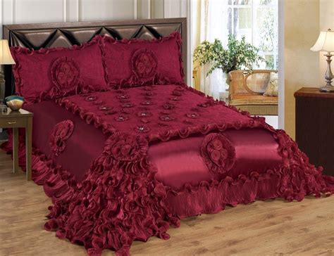 3 Piece Lisa Real 3d Oversized Burgundy Comforter Set Bedspread