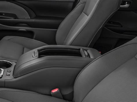 Get the most useful size and dimension data and other technical specs for the 2018 toyota highlander hybrid le v6 awd. New 2018 Toyota Highlander Limited Platinum V6 AWD MSRP Prices - NADAguides