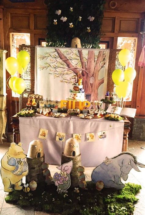 15 Classic Winnie The Pooh Baby Shower Decorations
