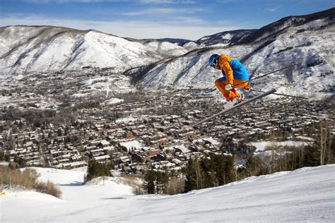 Adopted by captain matthews, a fellow passenger aboard the paradise, aspen grew up linked to the water—it was in her blood. Ski Aspen Snowmass - 4 montagnes et 2 villages du Colorado