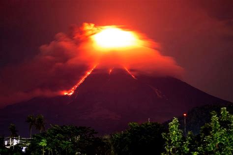 Mayon Volcano Eruption Philippines Raises Alert Level News18