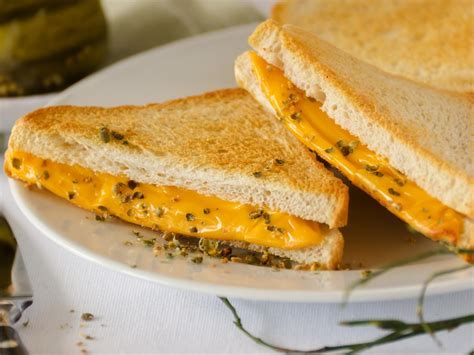 Quick And Easy Grilled Cheese Recipe And Nutrition Eat This Much
