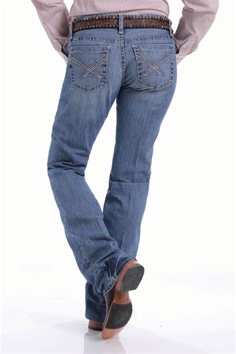 Womens Cinch Ada Relaxed Fit Light Stonewash Jeans Diamond K Country