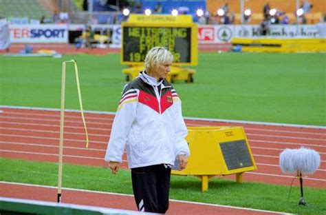 After various setbacks in her career she. ハイケ ・ ドレクスラー - Wikipedia