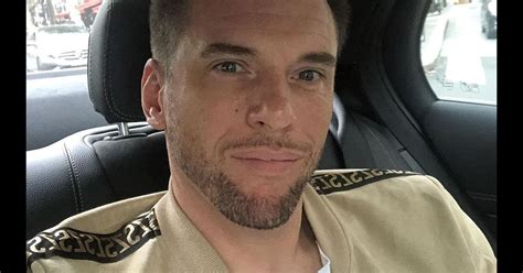 Découvert lors de la troisième saison de l'émission top chef, il participe et anime plusieurs émissions. Norbert Tarayre "jaloux" des nouveaux candidats de Top Chef (EXCLU) | Pureactu.com