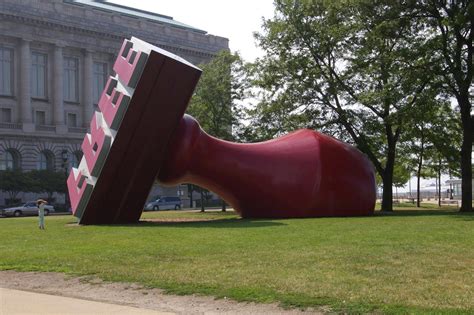 Claes Oldenburg Boumbang