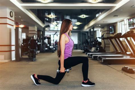 Long Hair Pretty Girl Training In The Gym Stock Image Image Of Athletic Beautiful