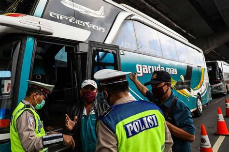 Takut Kena Razia Petugas Terminal Penumpang Bus Akap Sembunyi Di