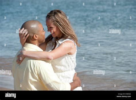 Couple Interracial Beach Hi Res Stock Photography And Images Alamy