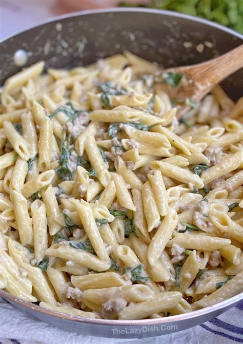 20 Minute Creamy Garlic And Sausage Pasta Recipe Easy Pasta Dinner