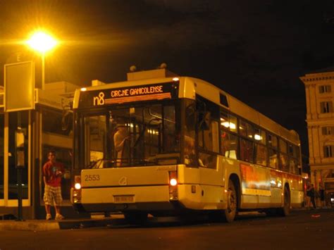 Lautista Del Bus Notturno Racconta La Scena Osé Sulla Roma Tpl