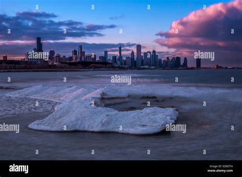 Downtown City Skyline In Winter Chicago Illinois Usa Stock Photo Alamy