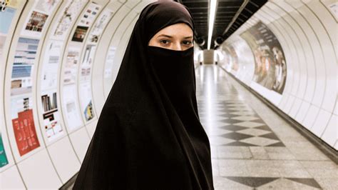 Mein Tag Im Niqab Durch Wien Madonna24at