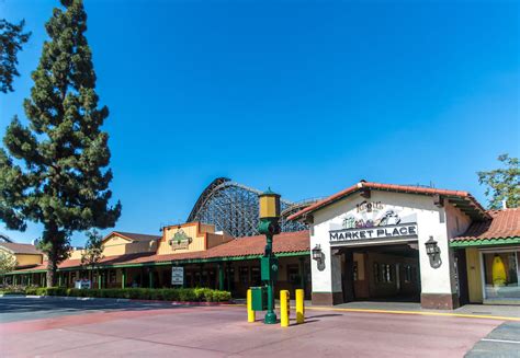 Things To Do At Knotts California Marketplace