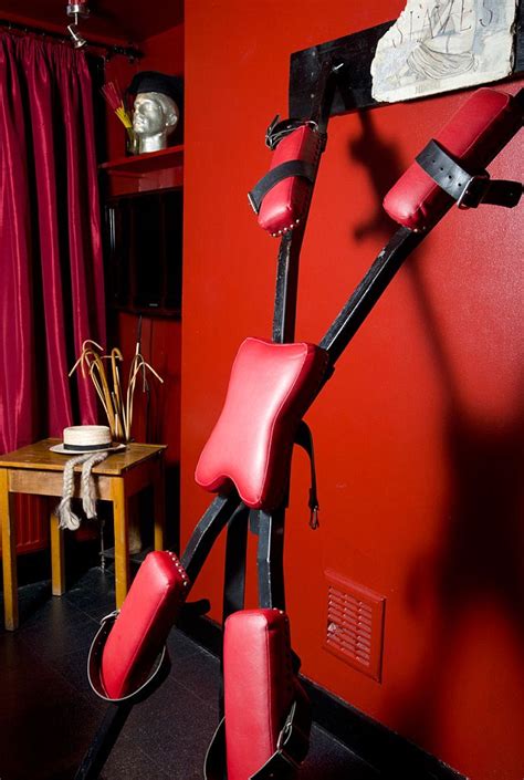 Dominatrix Transforms Her Playroom To Replicate Christian Greys In 50