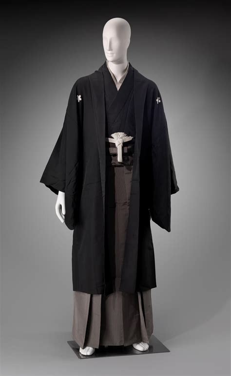 Mans Formal Kimono Or Long Robe In Plain Black With Five White