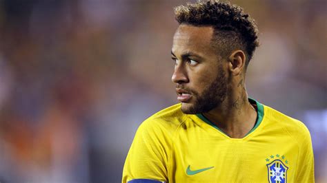 Football news - Paper Round: Neymar wants Barcelona return - Eurosport