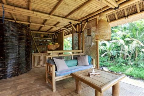 Tiny Bamboo Cabin in Bali