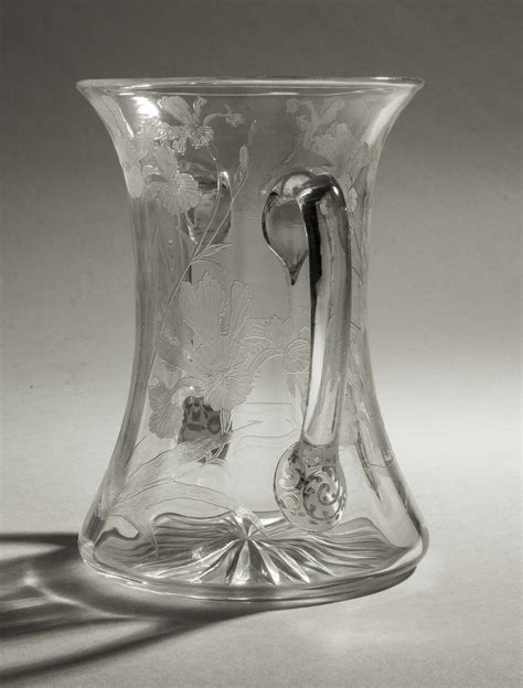 Locke Art Glass Vase In Iris Pattern Witherell S Auction House