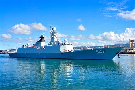 Китай спустив на воду третій фрегат для ВМС Пакистану Defense Express