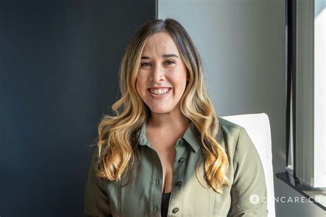Janelle Farias Therapist In San Diego California — Zencare