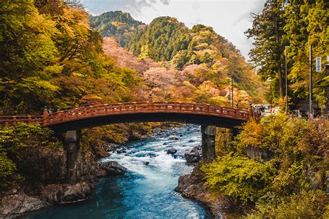 Картинка Япония Shinkyo Bridge Nikko Daiya River Осень Мосты Природа