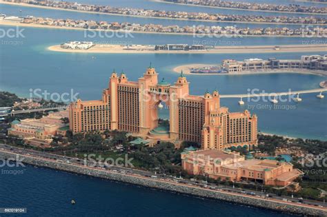 Dubai Atlantis Hotel The Palm Island Aerial View Photography Stock