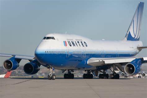 United Airlines Boeing 747 On Runway Editorial Stock Photo Image Of