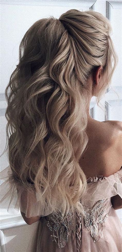Best Formal Hairstyles For Long Hair 10 Gorgeous Prom Updos For Long Hair Prom Updo