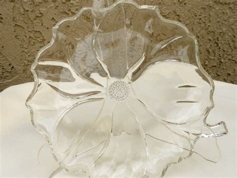 Vintage Glass Snack Plates Flower Shaped Glass Cake Plates Etsy Flower Plates Glass Cake