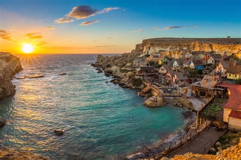 Malta, island country located in the central mediterranean sea with a close historical and cultural connection to both europe and north africa, lying some 58 miles (93 km) south of sicily and 180 miles. Learn to Dive in Malta Malta Diving Holiday | Europe Trip ...