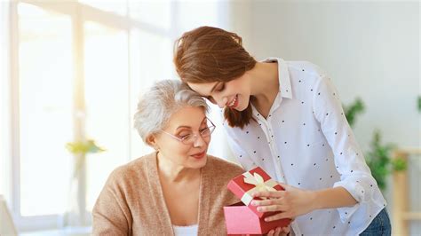 Gifts according to mom's personality. Is It Safe To Send Your Mom A Gift For Mother's Day 2020 ...