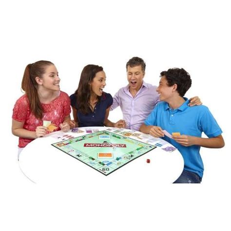 Played in rounds, the monopoly bid card game is designed to be quick to play and easy to learn as players buy, trade, or steal properties to collect 3 matching sets for the. Monopoly Classic 2018 | Hasbro | Juego de Mesa | AndesLibreria.com