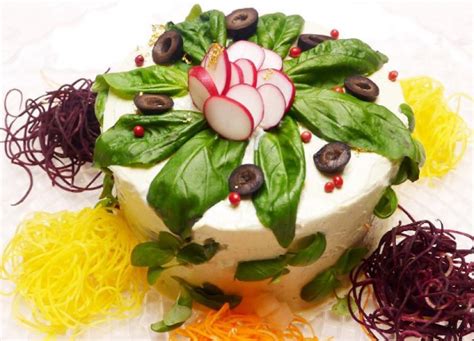 Chef Creatively Creates Healthy Salad Cakes At Her Cafe