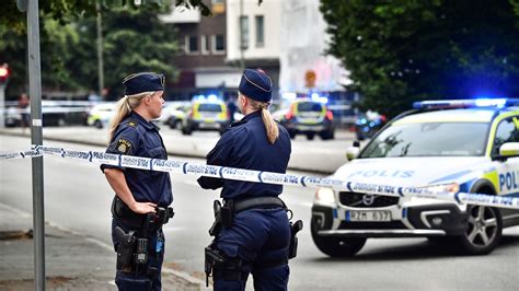Three Dead And Three Wounded In Sweden Shooting Between Criminal