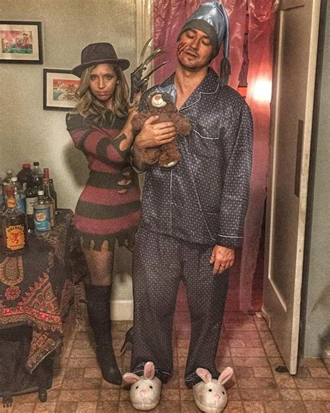 31 Creative Couples Costumes For Halloween Halloween Outfits Unique