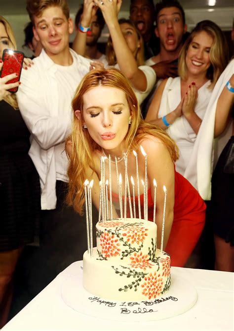 Bella Thorne At Her 18th Birthday Party On A Yacht In Los Angeles 1010