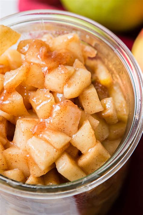 Not to sweet not to tart it's just perfect! Easy Homemade Apple Pie Filling - Oh Sweet Basil