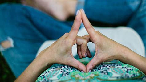 3 Yoga Mudras For Love Focus And Freedom Yoga Mudras Meaning Mudras Mudras Meanings
